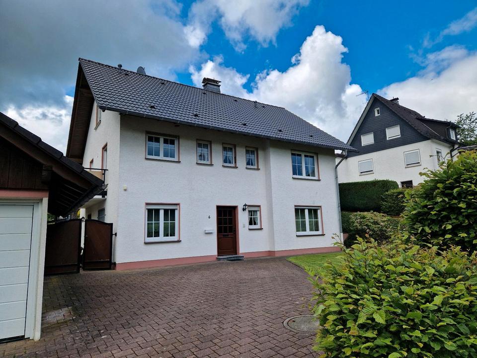 Thumbnail-Wohnhaus Bergneustadt Altstadtnähe 850 m² Grundstück mit Brunnen
