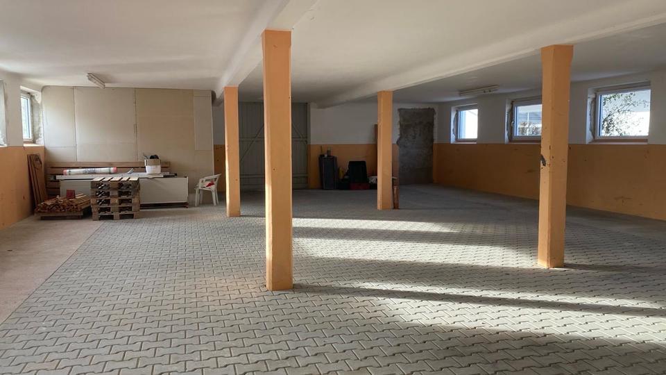 Thumbnail-Lagerhalle Stellplatz Lagerfläche