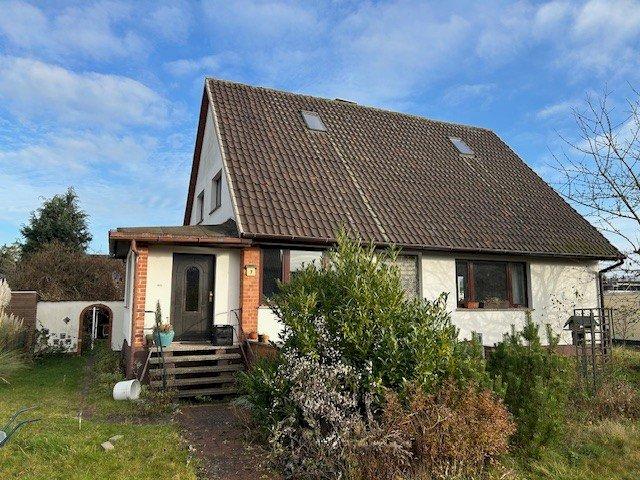 Thumbnail-PROV.-FREI: 200 m² EFH in Neuburg – 1.150 m² Grund, Werkstatt