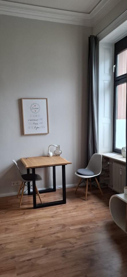 Thumbnail-Voll möblierte 1,5-Zimmer-Wohnung Fully furnished 1.5-room