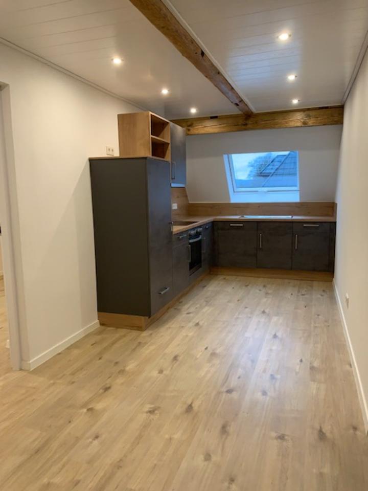 Thumbnail-Ansprechende 2-Zimmer-DG-Wohnung mit EBK in Herborn