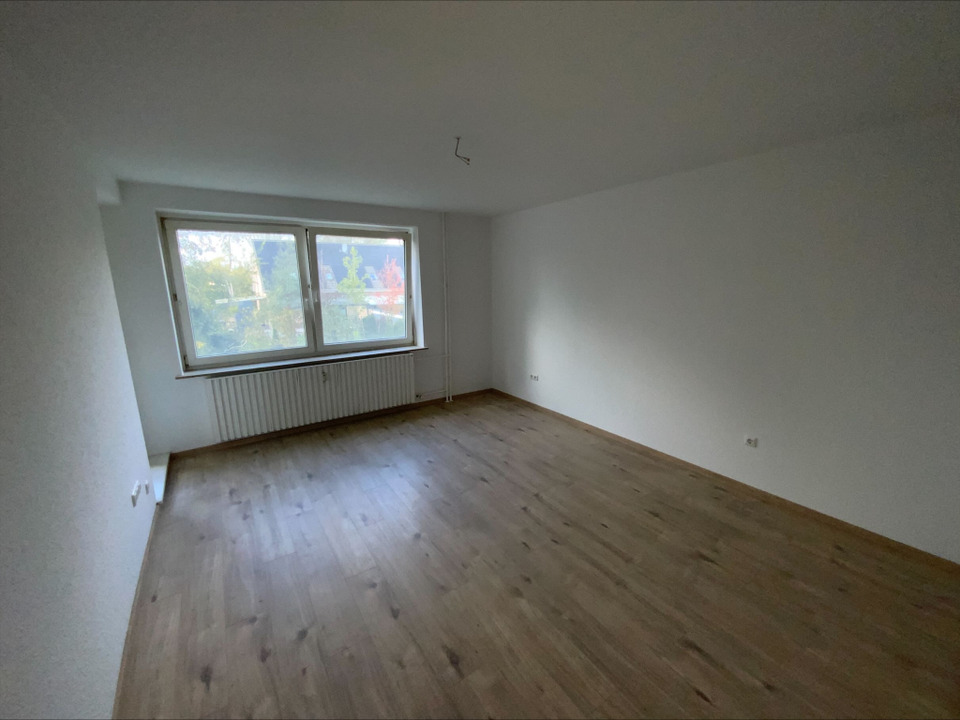 Thumbnail-Gemütliche 2-Zimmer-Etagenwohnung in Emden – 54 m² auf der 1. Etage rechts