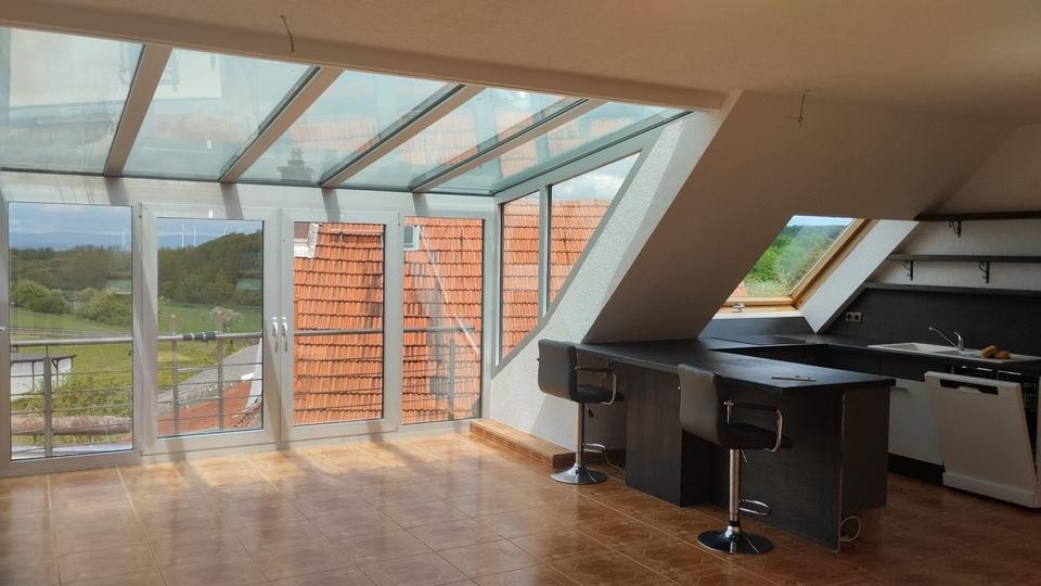 Thumbnail-4‑Zimmer‑Wohnung in Großlohra – 2. OG mit Balkon , Winter& Aufzug