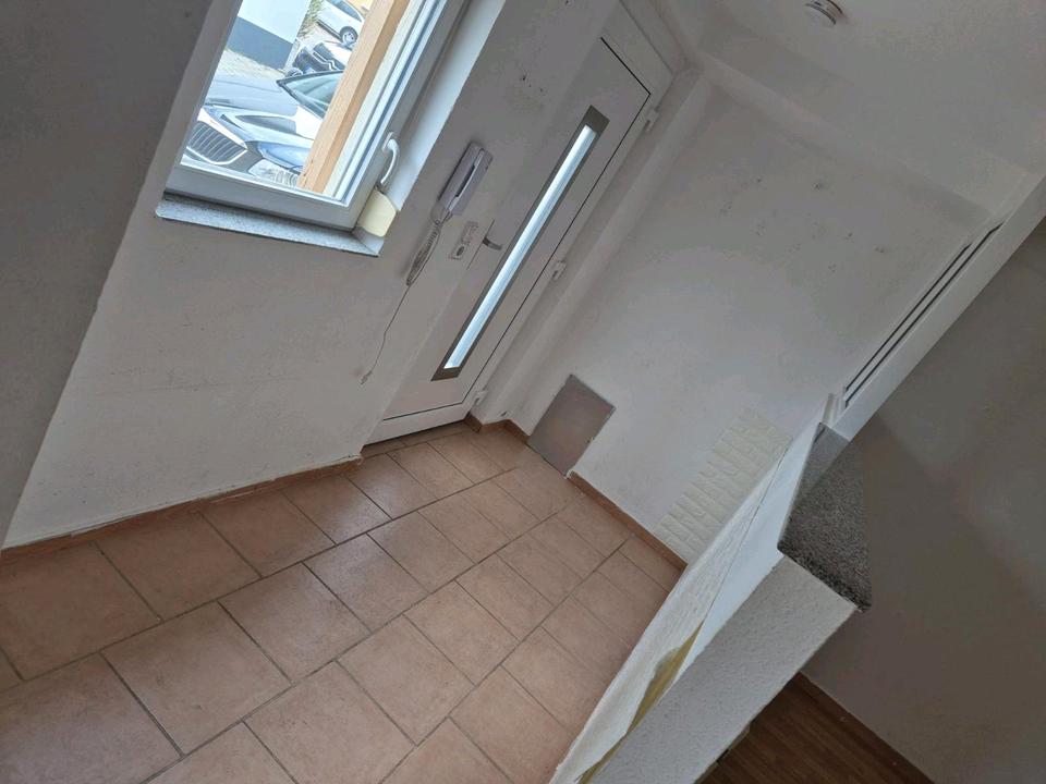 Thumbnail-wohnung in walddrofhäslach,850 warm,Jobcenter möglich,3 personen