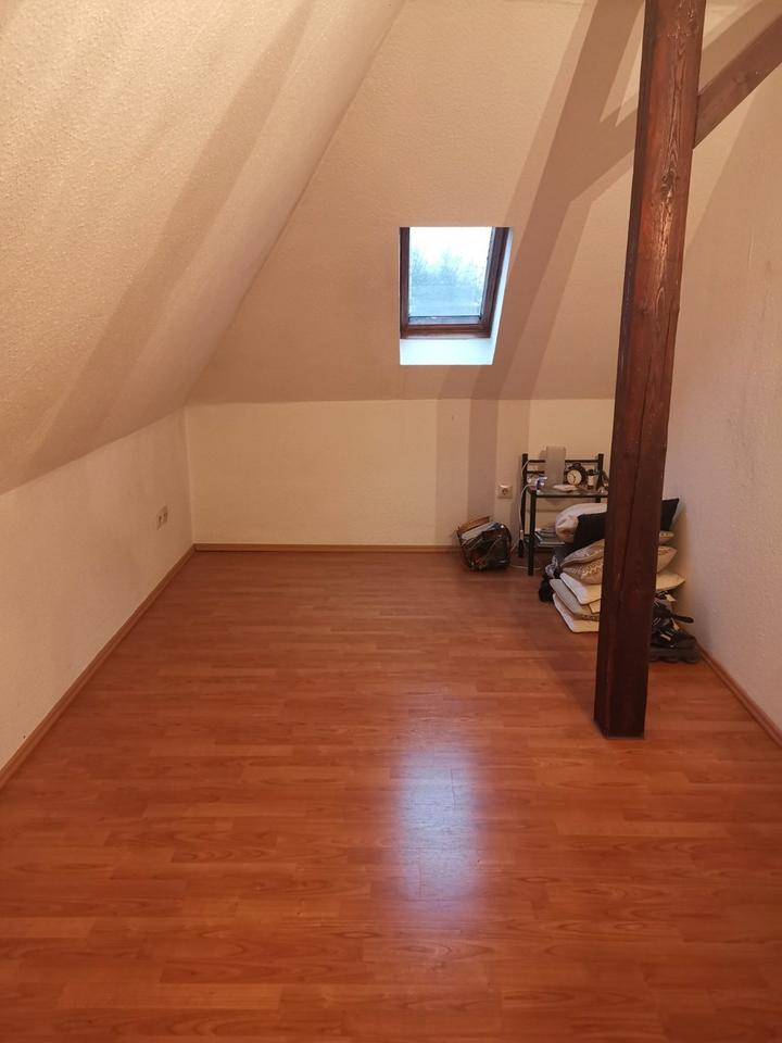 Thumbnail-1-Zimmerwohnung in unmtb. Uninähe