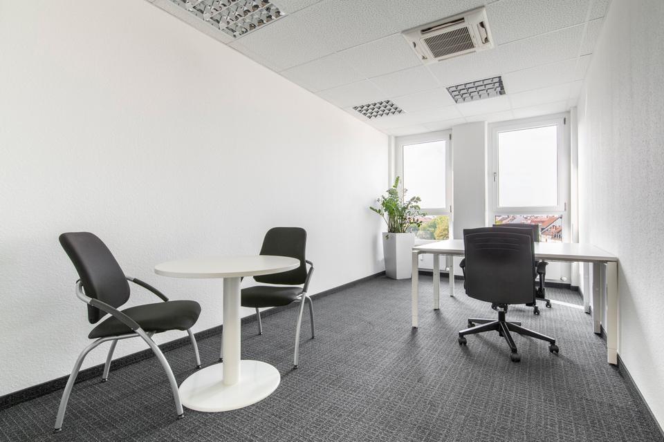 Thumbnail-Privater Büroraum für 5 Person in HQ Plaerrer