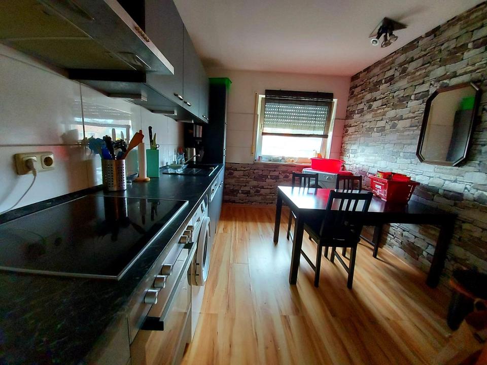 Thumbnail-2x Wohnung Ulmenstrasse 8, 2. OG, 80qm, 3ZKB in WILHELMSHAVEN