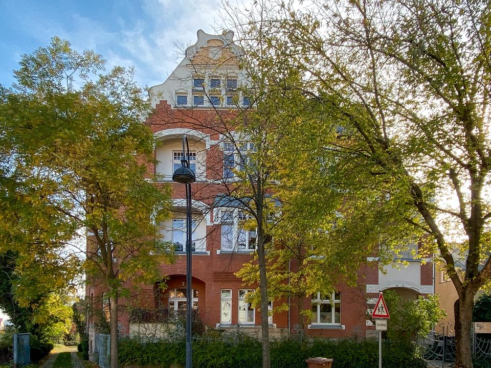 Thumbnail-Schicke Dachgeschosswohnung in saniertem Altbau in zentrumsnaher Lage der Domstadt Naumburg (Saale)!