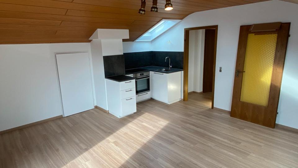 Thumbnail-Ruhige 2,5-Zimmer-Wohnung in Bellenberg mit XXL-Dachterrasse