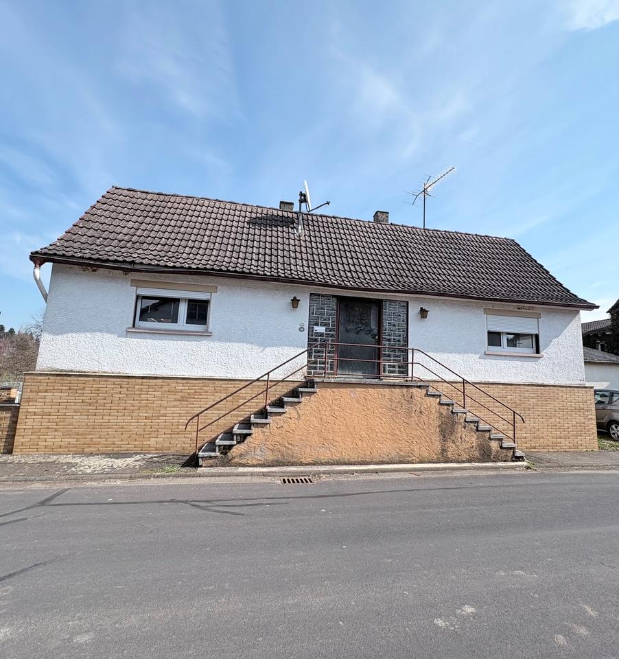 Thumbnail-Nettes Einfamilienhaus in Nidda sanierungsbedürftig