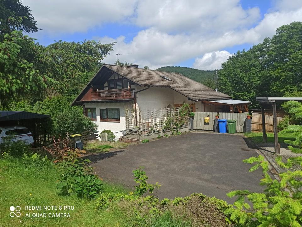 Thumbnail-Freistehendes Wohnhaus mit drei Wohnungen | nahe Bad Wildungen