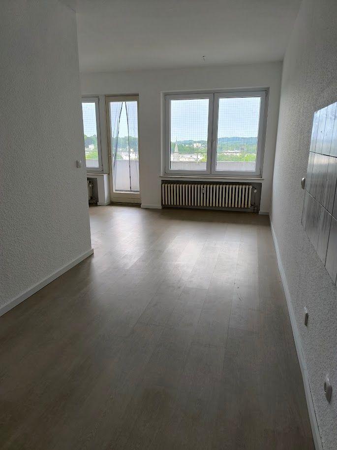 Thumbnail-Helle und moderne 3-Zimmer-Wohnung mit Balkon in Iserlohn