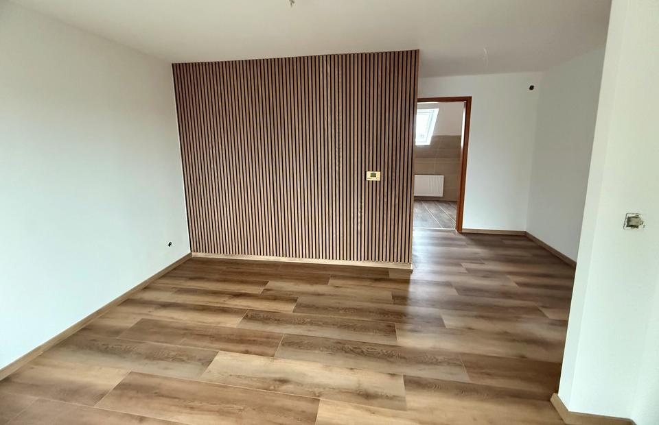 Thumbnail-Kernsanierte DG-Wohnung am Mattlerbusch-Park !