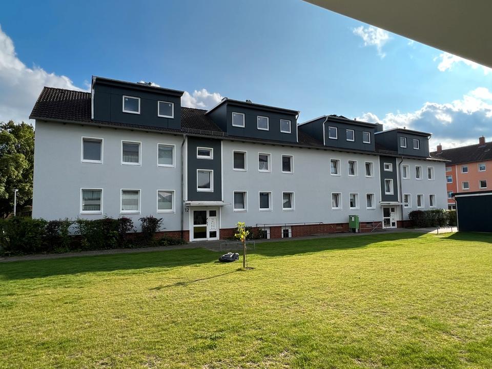 Thumbnail-Helle 3-Zimmer-Wohnung mit Balkon und Küche Zentral & doch ruhig