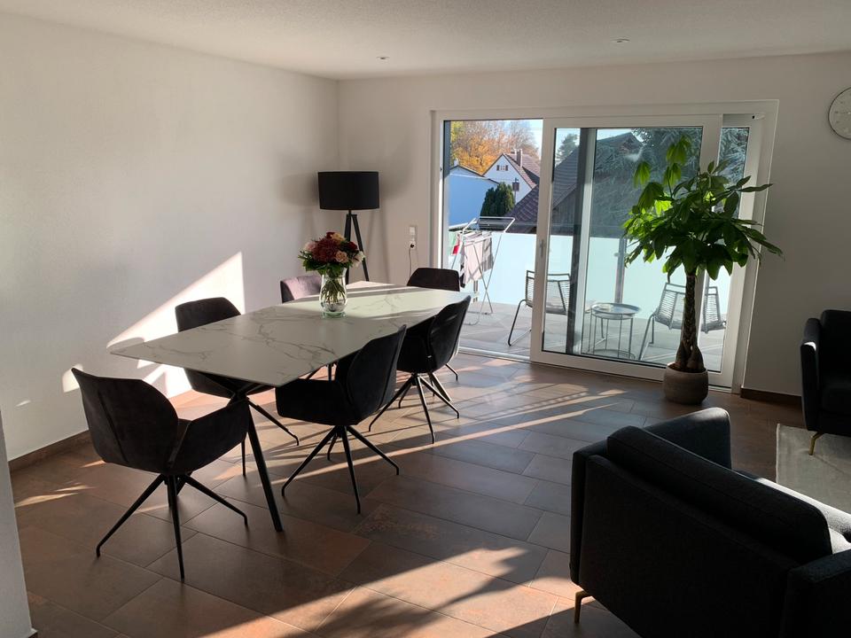 Thumbnail-Neuwertige 4,5-Zimmer-Wohnung (Baujahr 2020) mit Balkon