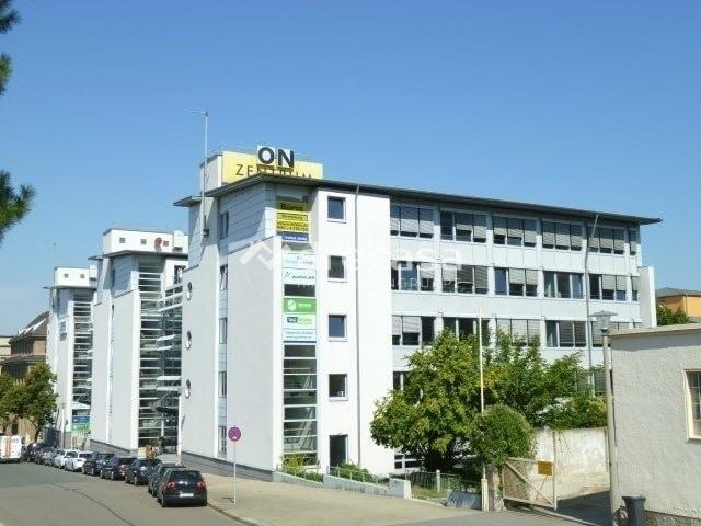 Thumbnail-zentrales Büro mit Ausblick