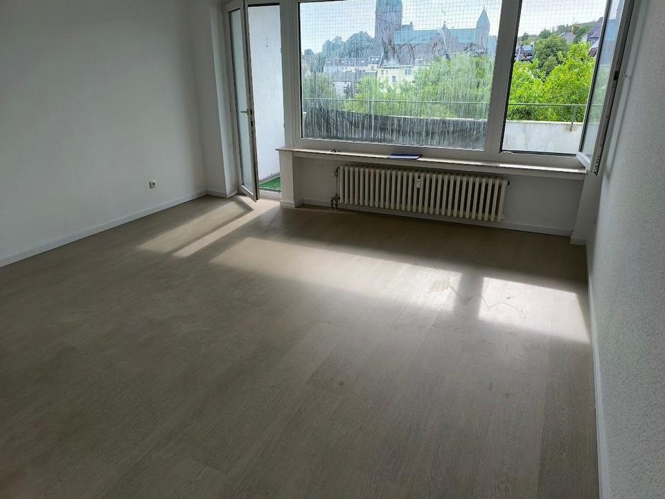 Thumbnail-Moderne 2-Zimmer-Wohnung in Iserlohn mit Balkon
