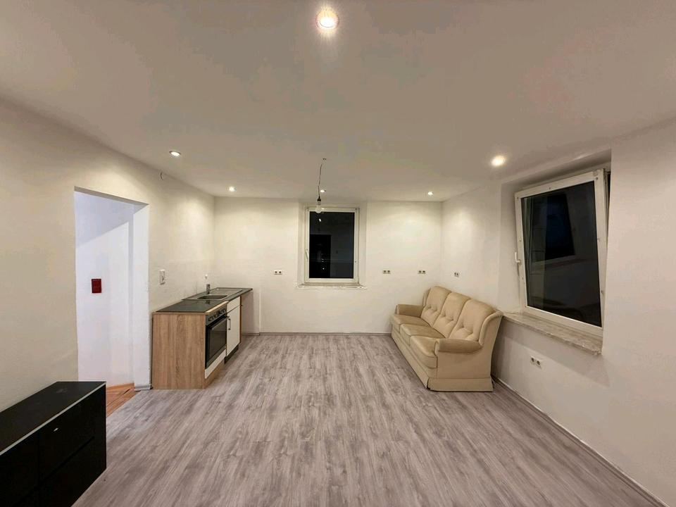 Thumbnail-Helle 65–70 m² Erdgeschosswohnung – 3 Zimmer