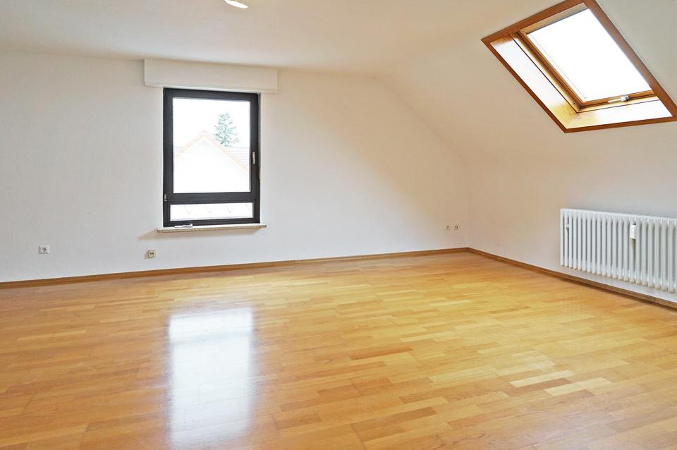 Thumbnail-2,5 Zimmer DG-Wohnung in Hockenheim zu vermieten