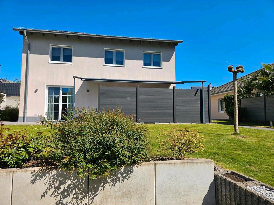 Thumbnail-Einfamilienhaus mit Sauna und Doppelgarage in ruhiger Lage