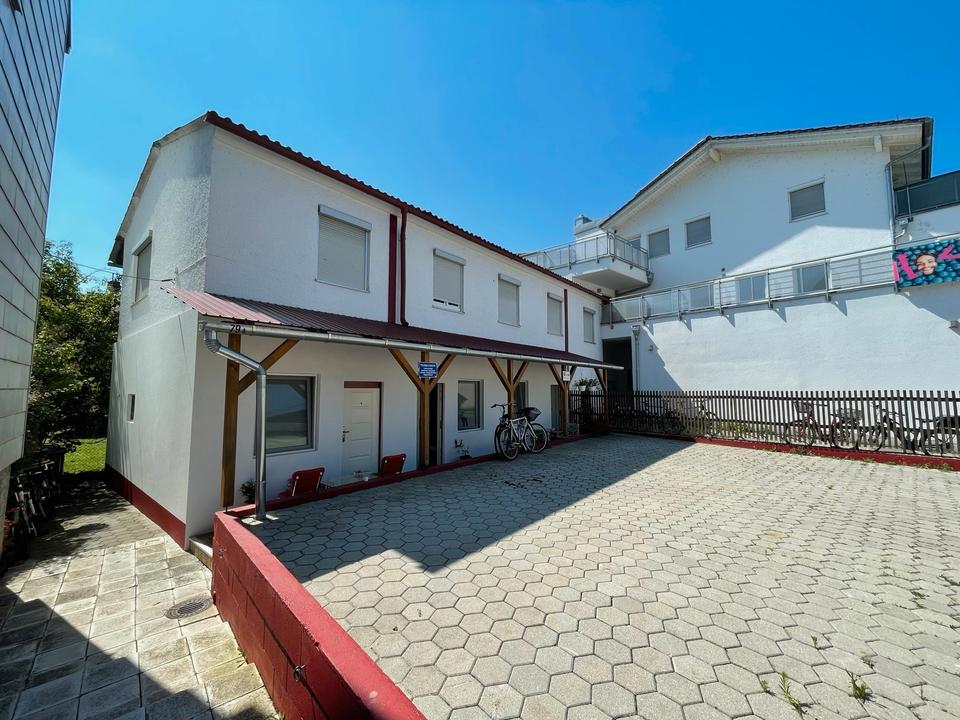 Thumbnail-MehrfamilienhausApartmenthaus zu verkaufen - ca. 5,5% Rendite