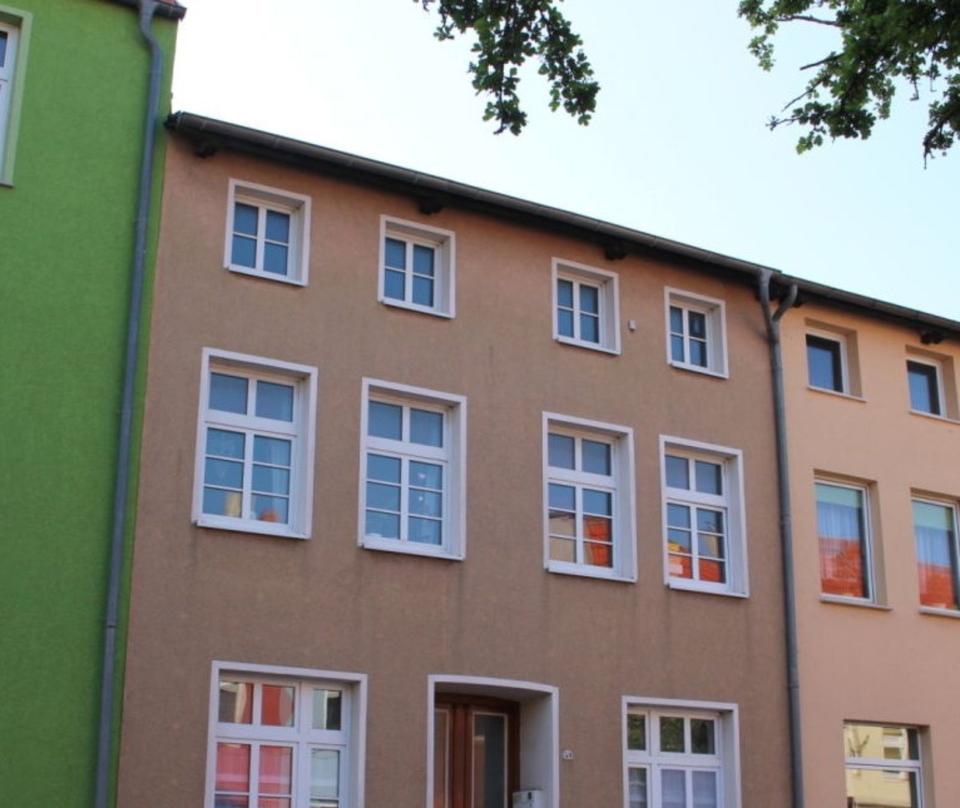 Thumbnail-Top Kapitalanlage oder zur Eigennutzung saniertes MFH Hafennähe