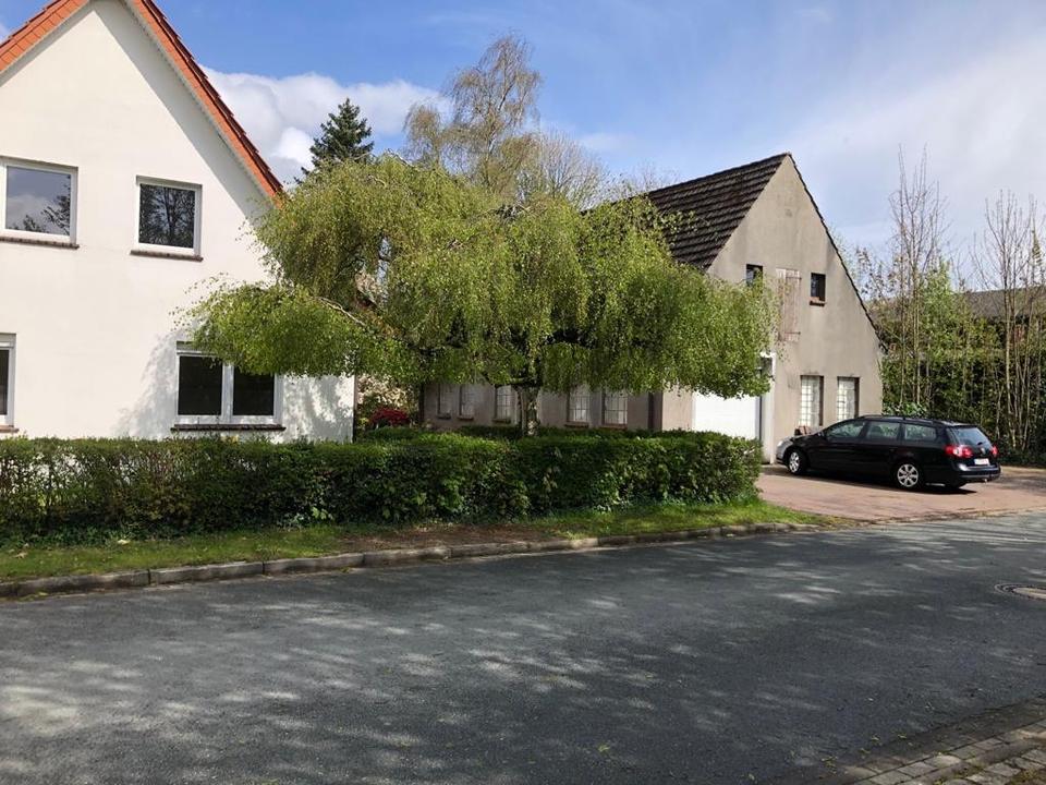 Thumbnail-Wohnhaus & Halle zu vermieten - nur mit Gewerbeschein