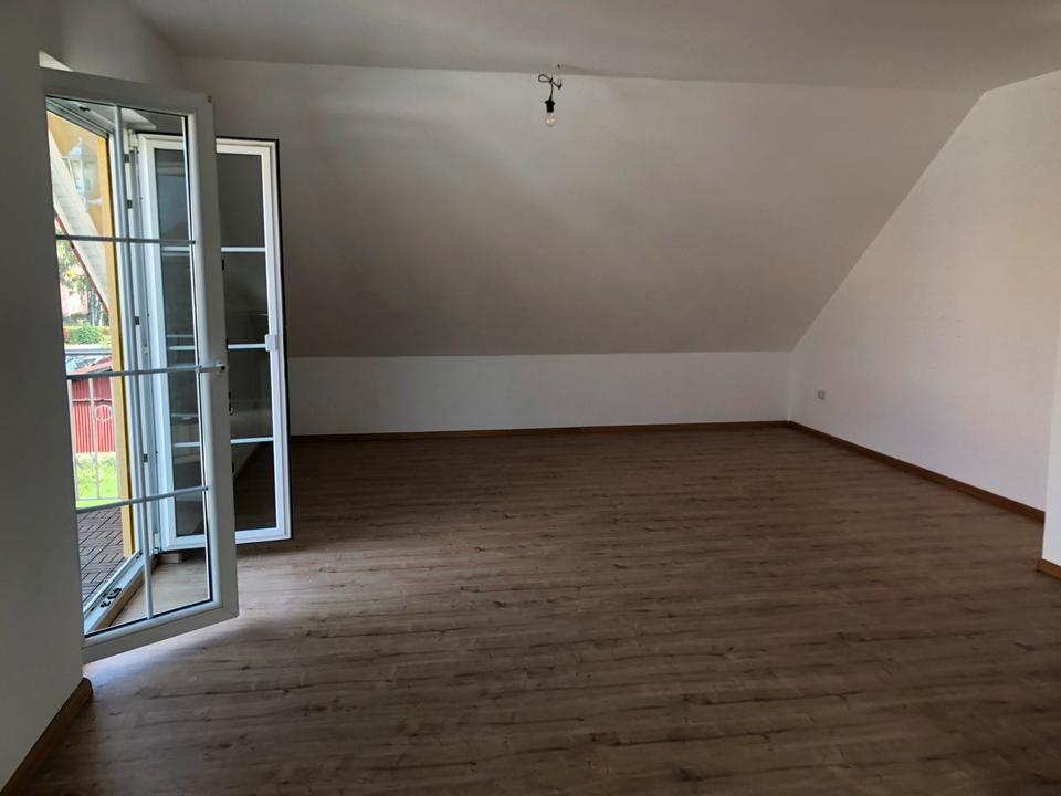 Thumbnail-3-Zimmer DG-Whg. BK-Hausen