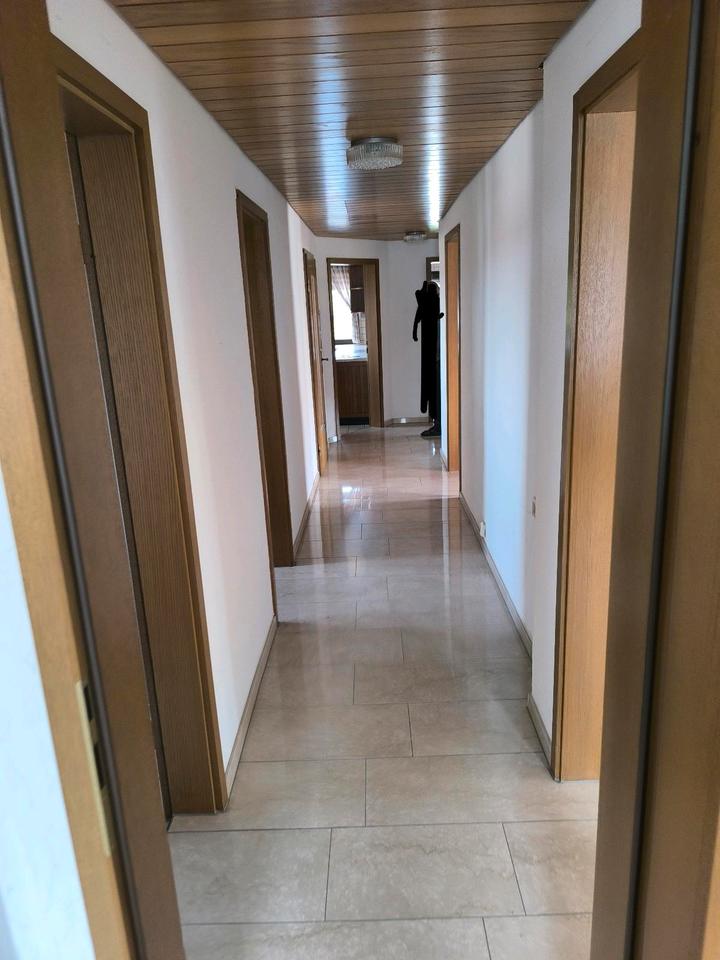 Thumbnail-4 Zimmer Wohnung zu vermieten mit Garten Nutzung