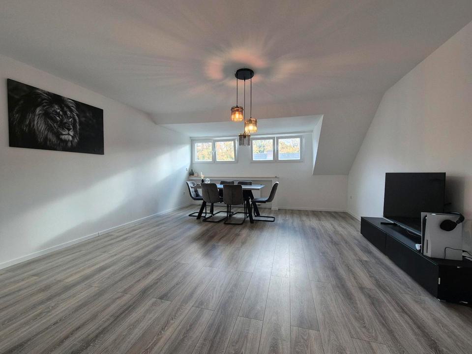 Thumbnail-drei Zimmer Dachgeschoss Osnabrück Pye kernsaniertEinbauküche