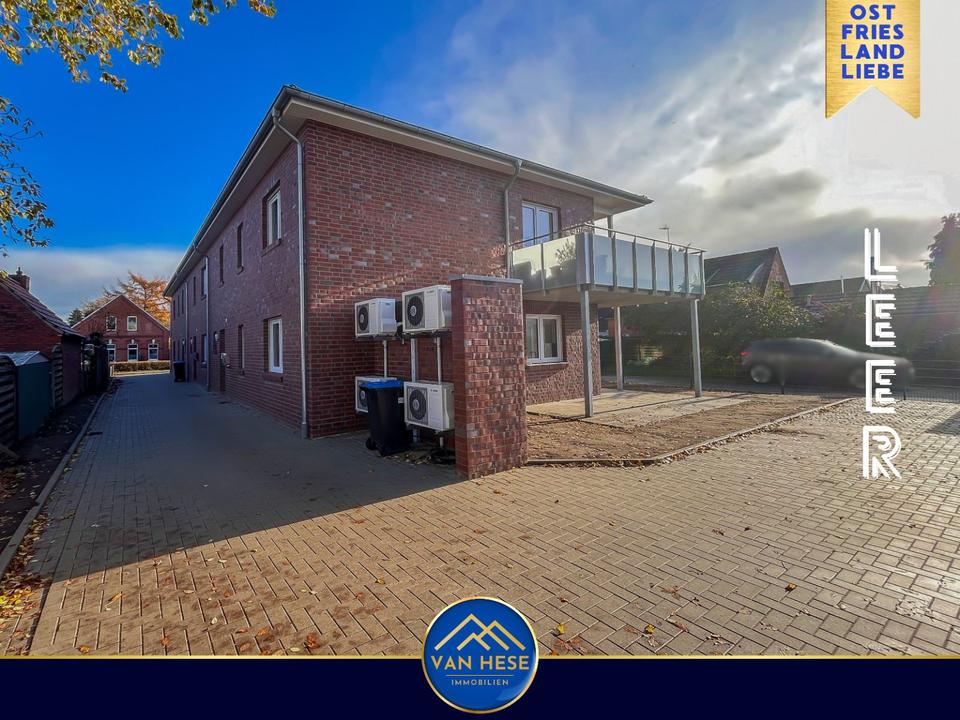 Thumbnail-Exklusive Neubau-3-ZKB im Obergeschoss eines modernen Reihenendhauses – Erstbezug, Balkon & Stellplatz