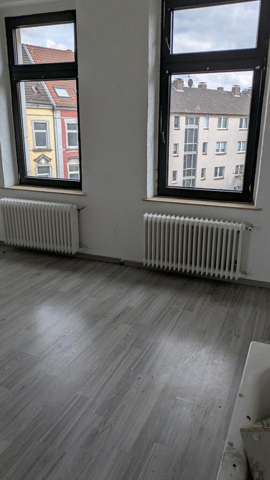 Thumbnail-Schöne Altbauwohnung 3 Zimmer 2OG Maxloh. Arge möglich.ab sofort