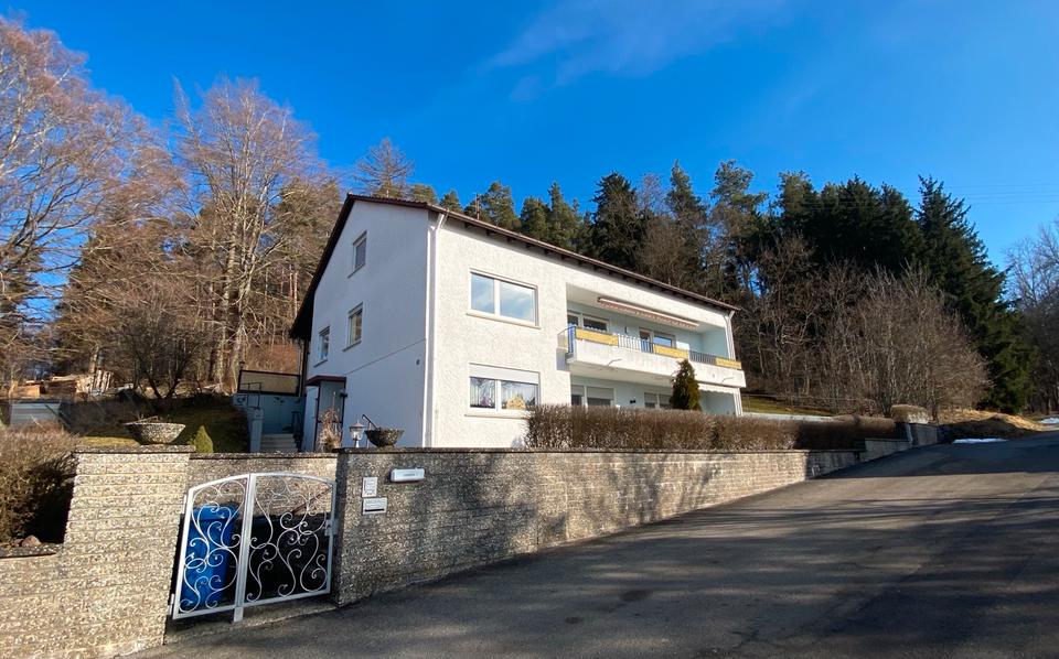 Thumbnail-Haus - Zweifamilienhaus - Top-Lage - Deisslingen