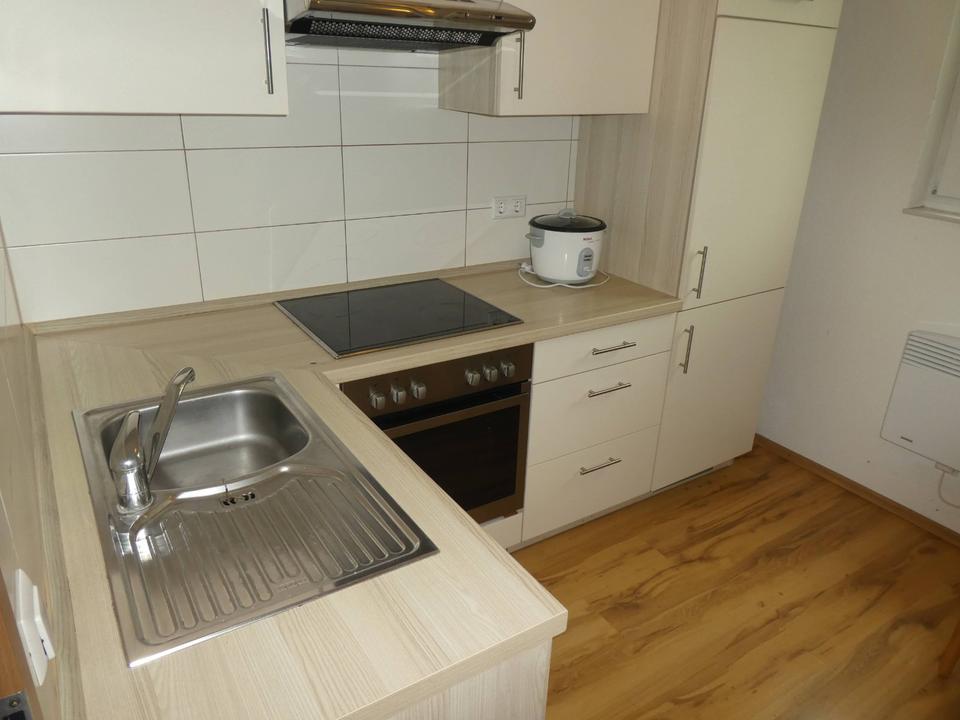 Thumbnail-Vermie. 1,5Zi. Whg. in RT-Sondelfingen im 2.Fam-Haus möbliert