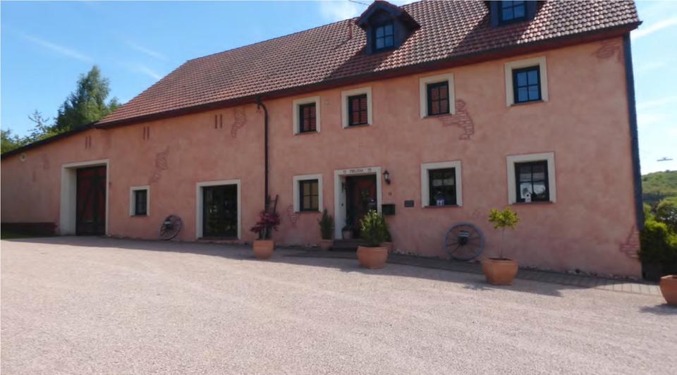 Thumbnail-restaurierter Bauernhof mit Stallungen und Pferdehaltung