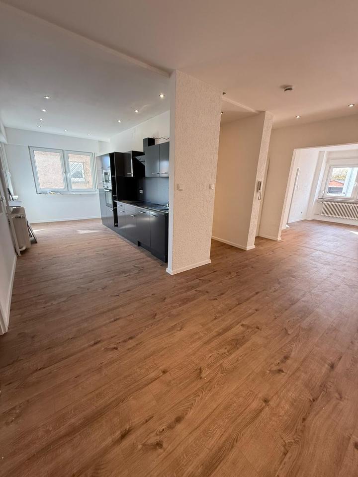 Thumbnail-2-Zi-Wohnung mit Einbauküche in Rodgau-Weiskirchen