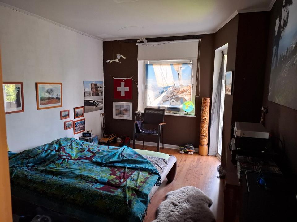Thumbnail-Schönes WG Zimmer mit Balkon zu Vermieten, Mitnutzung aller Zim.