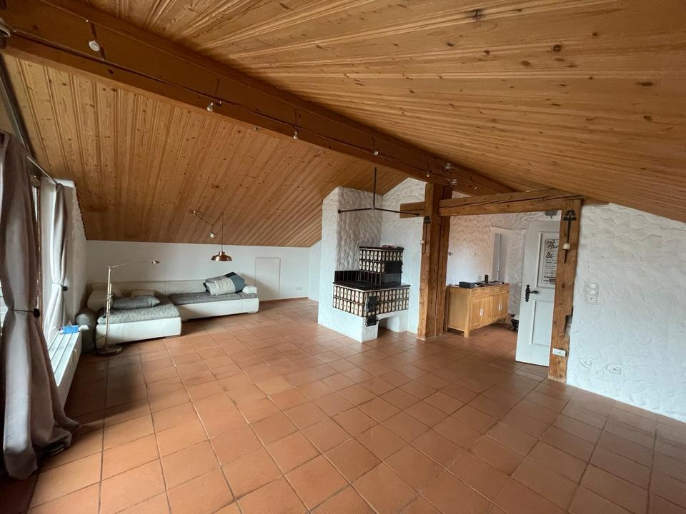 Thumbnail-2 Zimmer DG Wohnung + Garage mit Wallbox