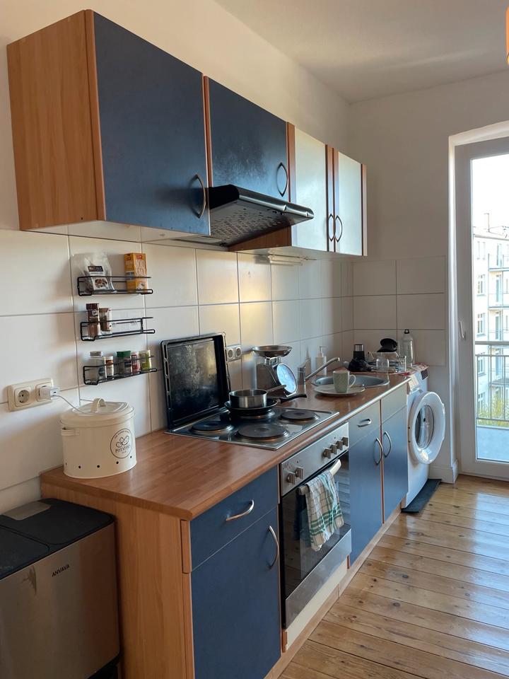 Thumbnail-1-Raum-Wohnung im Altbau mit Balkon in der Werdervorstadt