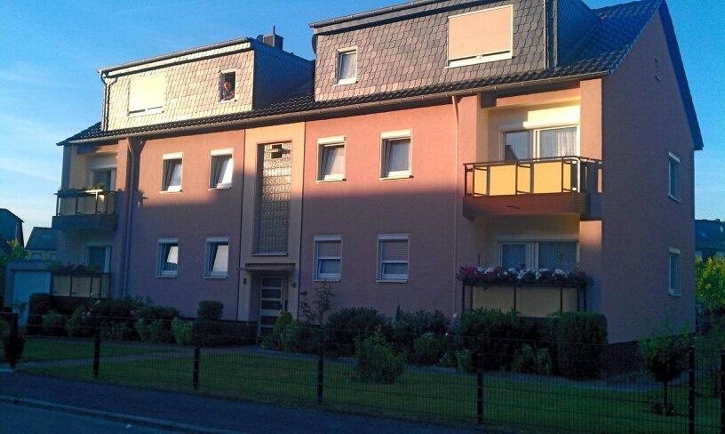 Thumbnail-2 12 Zimmer Wohnung 1. OG mitte