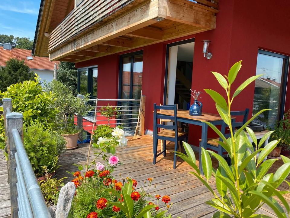 Thumbnail-Grosse 2-3 Zimmer Wohnung m. Garten und Terasse als 