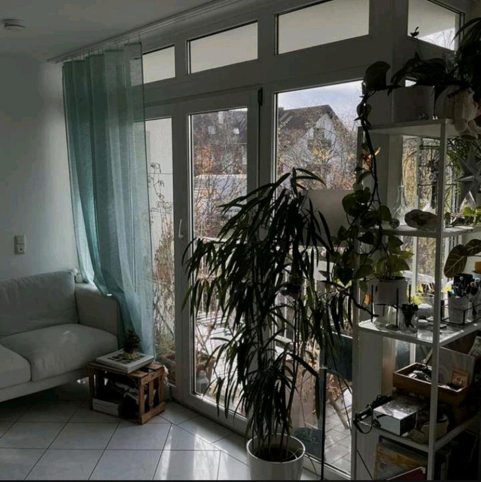 Thumbnail-Helle 2-Zimmer Wohnung + großer Balkon