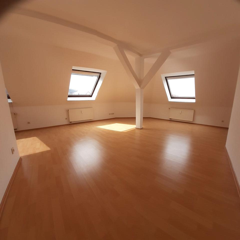 Thumbnail-Schicke 2-Raum-Dachgeschoßwohnung Nähe Spremberger Krankenhaus
