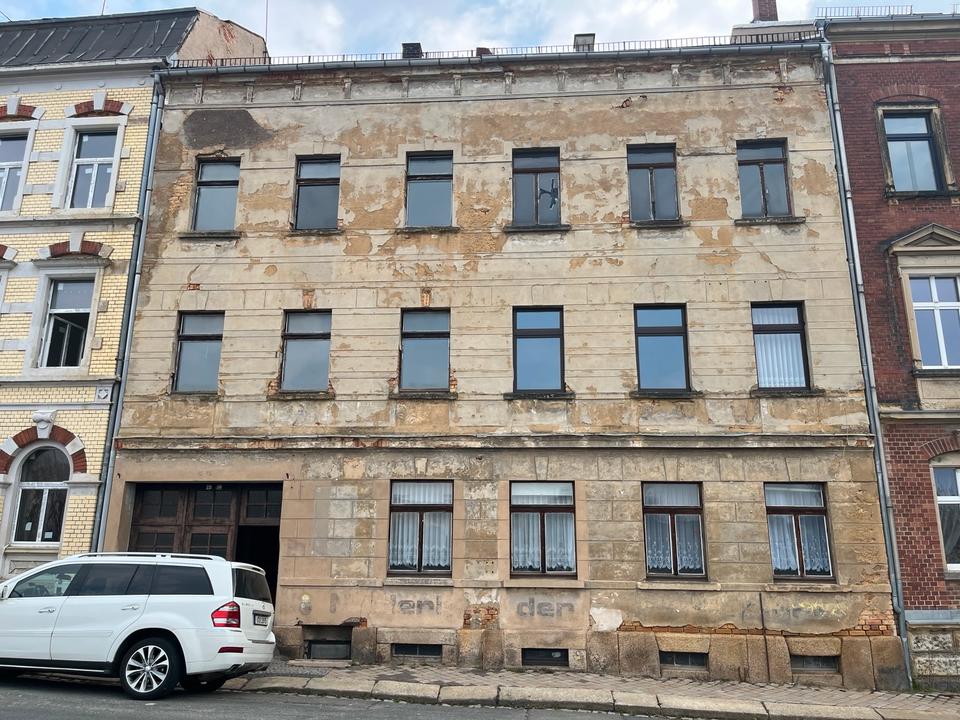 Thumbnail-Mehrfamilienhaus Sanierungsbedürftig