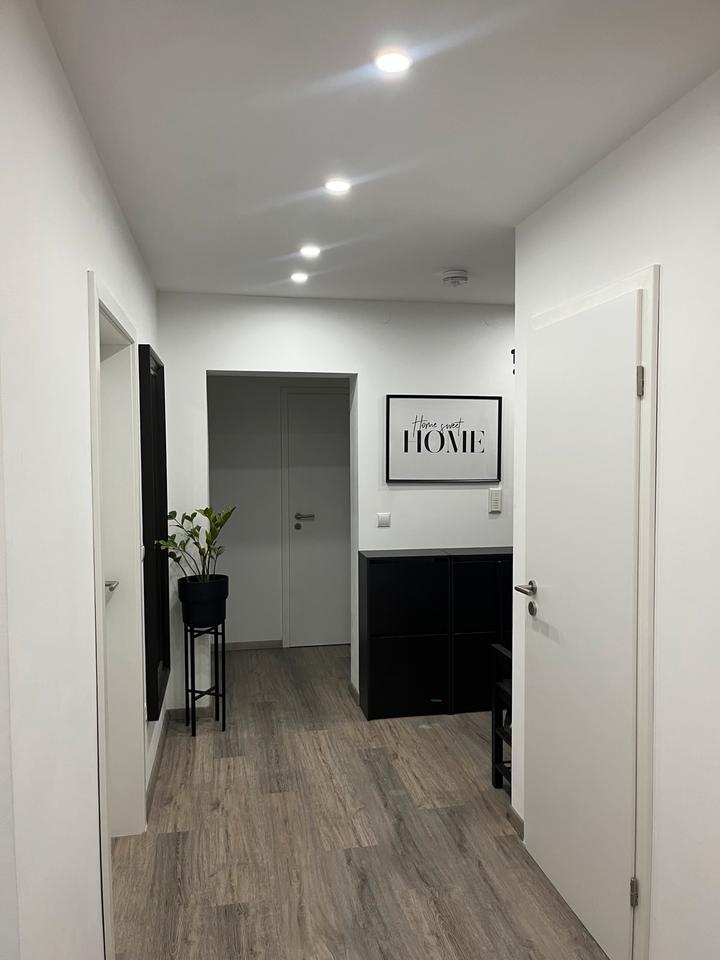 Thumbnail-Sanierte 4,5-Zimmer-Wohnung nahe Hofgarten inkl. 2 TG-Stellplätze