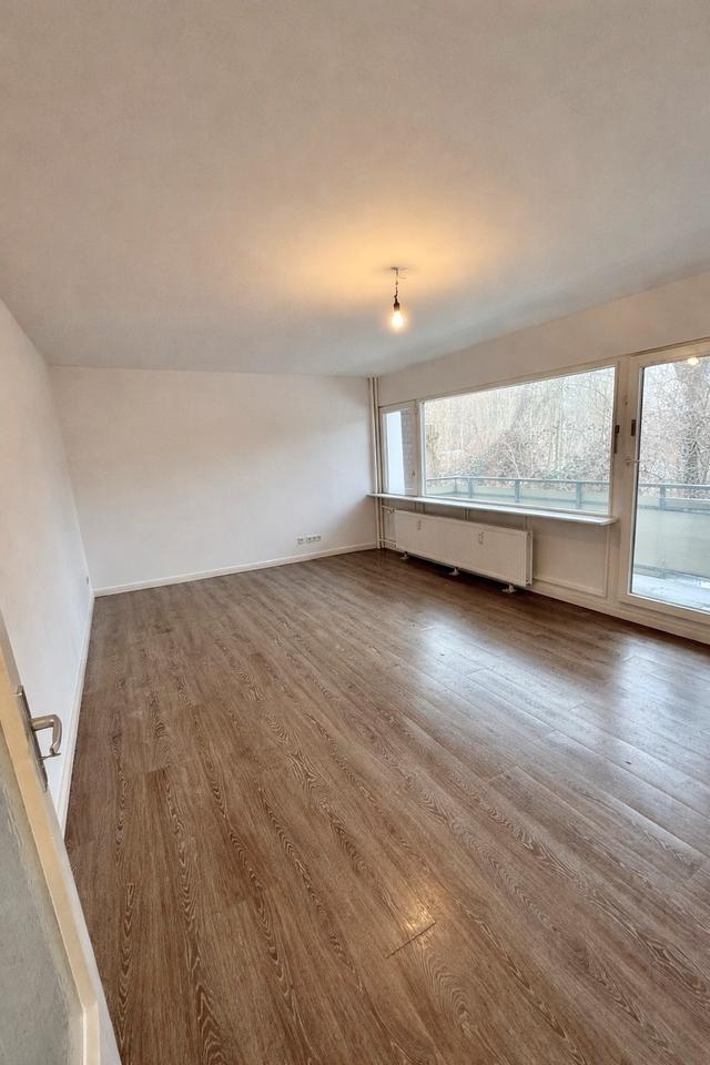 Thumbnail-3 Zimmer Wohnung unbefristet U Burgstraße Einzug 10.04