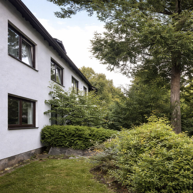 Thumbnail-Mehrfamilienhaus - 3x Wohnung mit 195 QM WFL