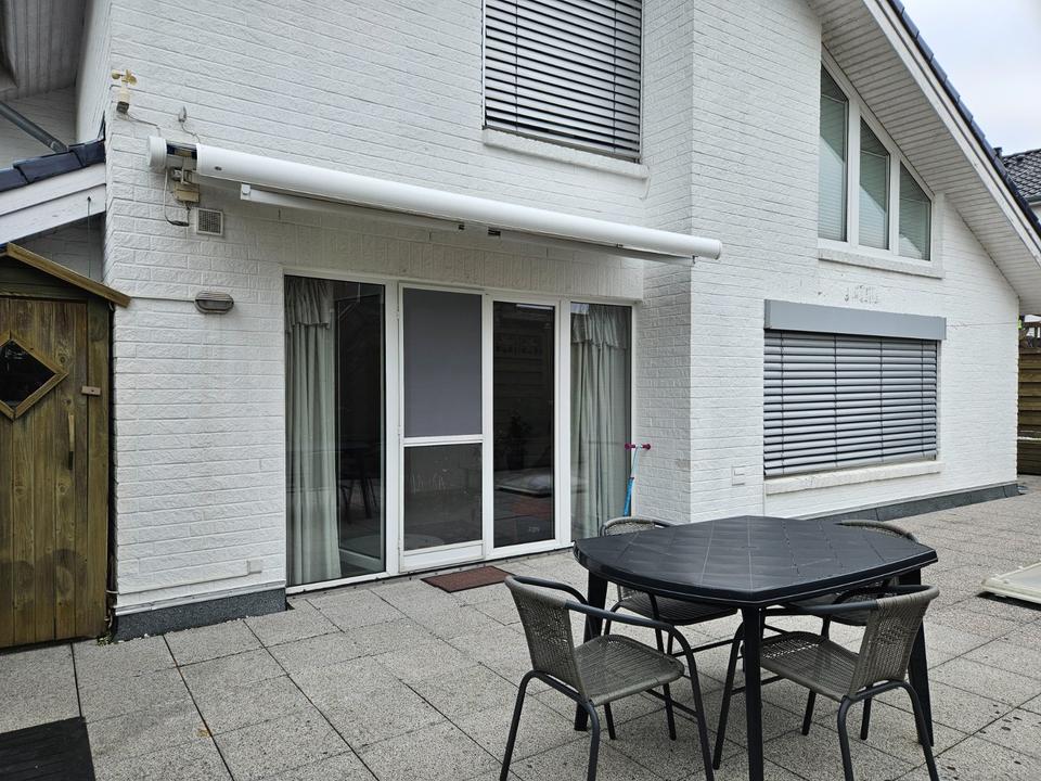 Thumbnail-Schöne Wohnung im Zentrum mit toller Dachterrasse! 3 ZKB, WC, HWR und PKW-Stellplatz!