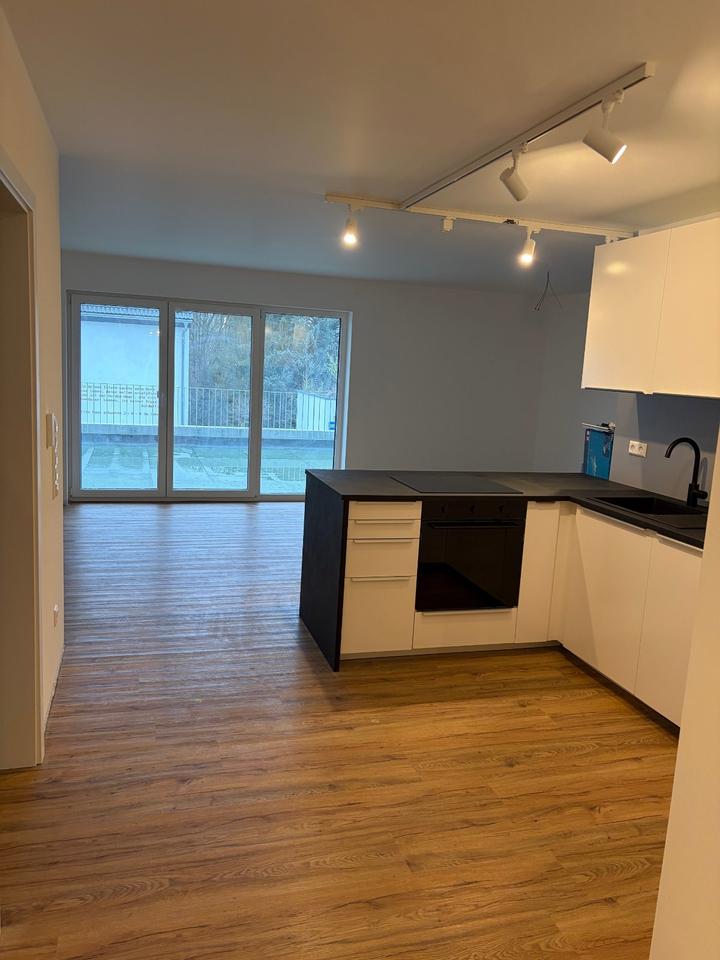 Thumbnail-Große 3,5-Zimmer-Wohnung zentral in Nürtingen zu vermieten