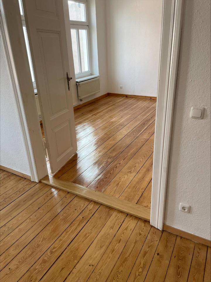 Thumbnail-Schön renovierte 3 Raum Wohnung in Stuckaltbau